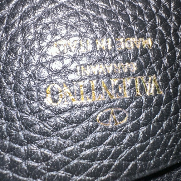 Valentino Black ROCKSTUD GRAINY CALFSKIN POUCH Crossbody - Picture 12 of 12